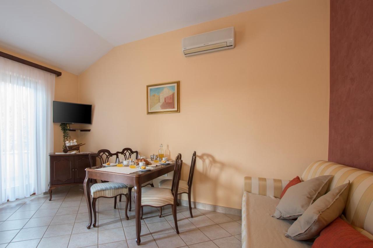Apartments Viler Buje Luaran gambar